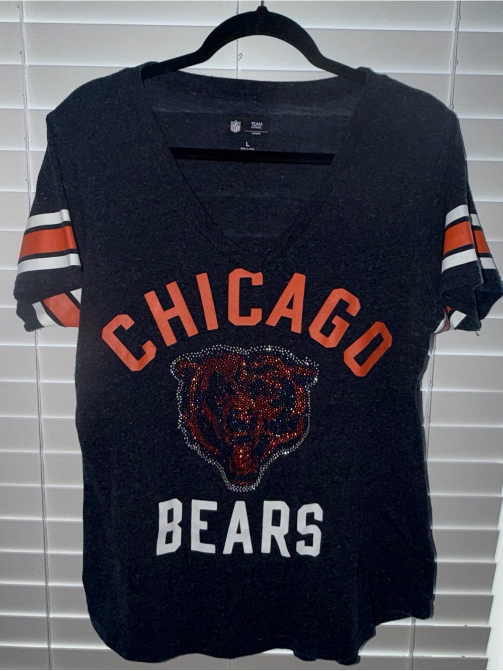 Chicago Bears Womens' Black V-Neck Team Tee